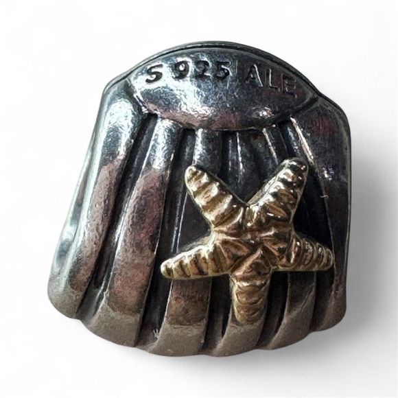 Pandora Starfish & Shell Charm | Sterling Silver 925 ALE Two-Tone - Picture 1 of 1